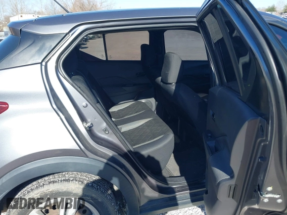 2020 Nissan Kicks S with VIN 3N1CP5BV6LL526397, listed as a IAAI auction lot 41679283 with 65,871 mi miles. Bid and sale history available at carsss.com. Image 8.