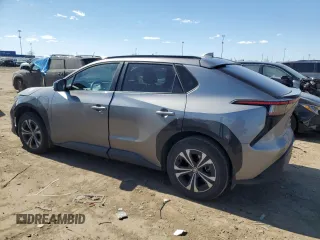 2024 Toyota bZ4X XLE z VIN JTMAAAAA8RA039330, wystawiony jako Copart lot #53122265 z przebiegiem 30 866 mil mil oraz Czysty tytuł • Clean title. Historia ofert i sprzedaży dostępna na DreamBid. Obrazek 2.