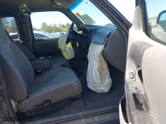 2002 Ford Ranger XL Fleet with VIN 1FTYR44U72TA08630, listed as a IAAI auction lot 41742942 with 87,570 mi miles. Bid and sale history available at carsss.com. Image 5.