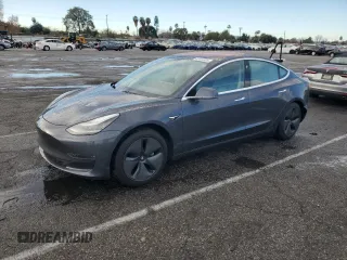 2018 Tesla Model 3 Long Range Battery with VIN 5YJ3E1EA0JF046095, listed as a Copart auction lot 42444505 with 26,879 mi miles and Salvage Title. Bid and sale history available at carsss.com. Image 1.