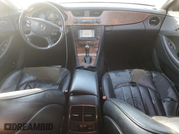 2006 Mercedes-Benz CLS-Class with VIN WDDDJ75X56A008682, listed as a Copart auction lot 42834975 with 119,210 mi miles and Salvage Title. Bid and sale history available at carsss.com. Image 8.