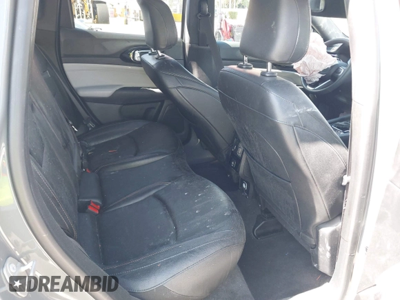 2024 Jeep Compass Limited z VIN 3C4NJDCN4RT595341, wystawiony jako IAAI lot #42577790 z przebiegiem 42 995 mil mil oraz . Historia ofert i sprzedaży dostępna na DreamBid. Obrazek 8.