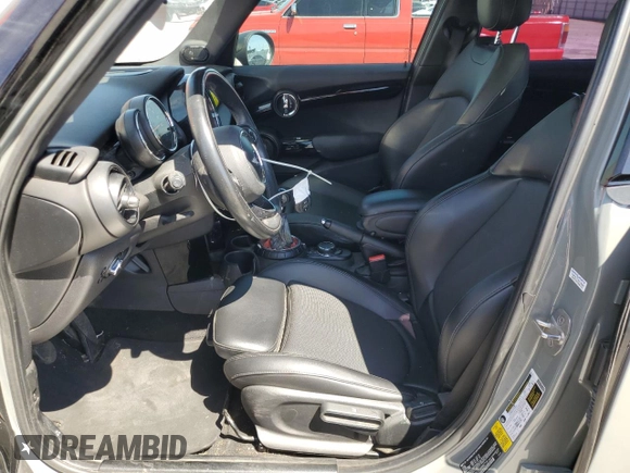 2016 MINI Hardtop 4 Door S z VIN WMWXU3C5XG2B62714, wystawiony jako Copart lot #50371305 z przebiegiem 116 840 mil mil oraz Szkoda całkowita • Salvage title. Historia ofert i sprzedaży dostępna na DreamBid. Obrazek 7.