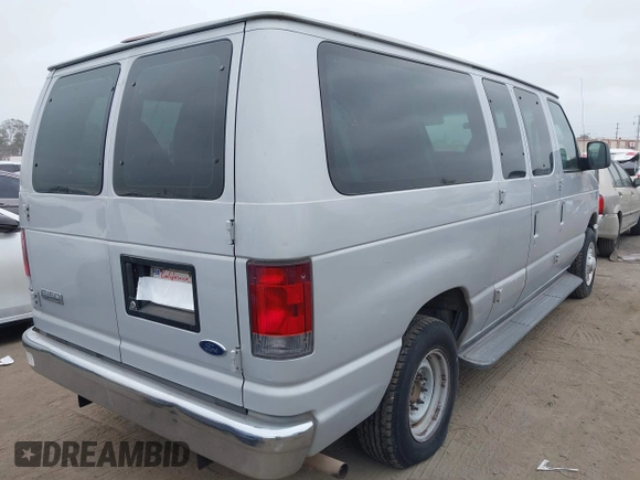 2008 Ford Econoline Passenger XL with VIN 1FMNE11W28DA58918, listed as a IAAI auction lot 42793414 with 157,717 mi miles and . Bid and sale history available at DreamBid. Image 4.