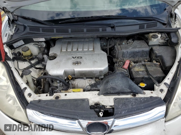 2010 Toyota Sienna XLE с VIN 5TDDK4CC5AS029985, выставлен на аукционе Copart как лот 84182164 с пробегом 232 460 миль миль и Списание • Salvage title. История ставок и продаж доступна на DreamBid. Изображение 13.