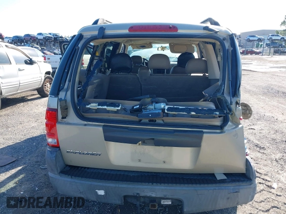 2004 Ford Explorer XLS z VIN 1FMZU62K24ZA72361, wystawiony jako IAAI lot #42768081 z przebiegiem 202 971 mil mil oraz . Historia ofert i sprzedaży dostępna na DreamBid. Obrazek 16.
