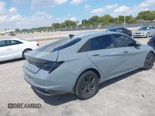 2022 Hyundai Elantra SEL with VIN KMHLM4AG0NU311475, listed as a IAAI auction lot 41897686 with 25,488 mi miles and . Bid and sale history available at DreamBid. Image 4.