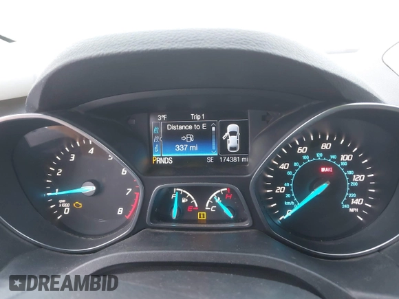 2013 Ford Escape SE z VIN 1FMCU9GX3DUC55471, wystawiony jako IAAI lot #41484007 z przebiegiem 174 381 mil mil oraz . Historia ofert i sprzedaży dostępna na DreamBid. Obrazek 7.