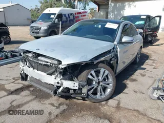 2020 Mercedes-Benz C 300 с VIN WDDWF8DB7LR526991, выставлен на аукционе IAAI как лот 40438514 с пробегом 49 781 миль миль и . История ставок и продаж доступна на DreamBid. Изображение 19.