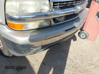 2006 Chevrolet Suburban LS 1WT with VIN 1GNEC16Z86J131163, listed as a IAAI auction lot 42345045 with 211,272 mi miles and . Bid and sale history available at DreamBid. Image 6.