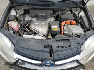 2015 Toyota Camry LE z VIN 4T1BD1FK6FU164748, wystawiony jako Copart lot #54667565 z przebiegiem 139 804 mil mil oraz Szkoda całkowita • Salvage title. Historia ofert i sprzedaży dostępna na DreamBid. Obrazek 11.