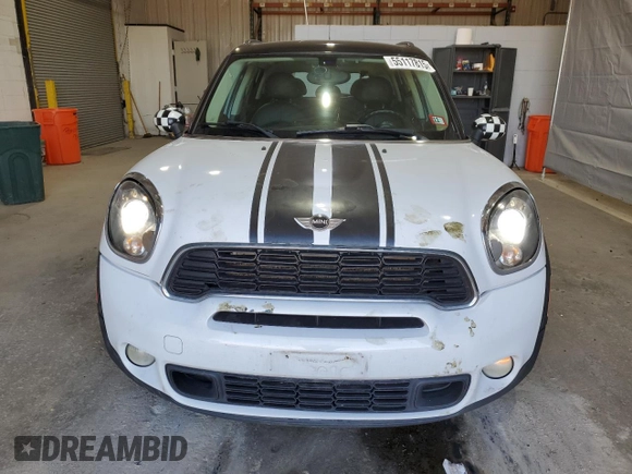2013 MINI Countryman S ALL4 с VIN WMWZC5C59DWM15577, выставлен на аукционе Copart как лот 55117815 с пробегом 107 653 миль миль и Списание • Salvage title. История ставок и продаж доступна на DreamBid. Изображение 5.