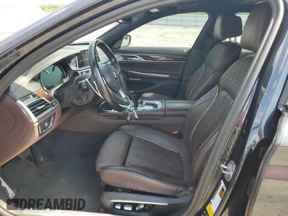 2017 BMW 7 Series with VIN WBA7F2C31HG423118, listed as a Copart auction lot 70628914 with 85,512 mi miles and Salvage Title. Bid and sale history available at DreamBid. Image 7.