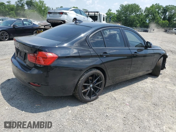 2014 BMW 3 Series 328i xDrive с VIN WBA3B5C50EF599611, выставлен на аукционе Copart как лот 61939875 с пробегом Не указан миль и Списание • Salvage title. История ставок и продаж доступна на DreamBid. Изображение 3.