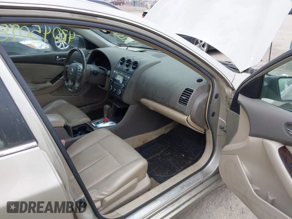 2010 Nissan Altima 2.5 SL with VIN 1N4AL2AP9AC117648, listed as a IAAI auction lot 42045098 with 231,244 mi miles. Bid and sale history available at carsss.com. Image 5.