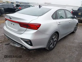 2019 Kia Forte LXS with VIN 3KPF24AD8KE075892, listed as a IAAI auction lot 41479410 with 106,609 mi miles. Bid and sale history available at carsss.com. Image 4.