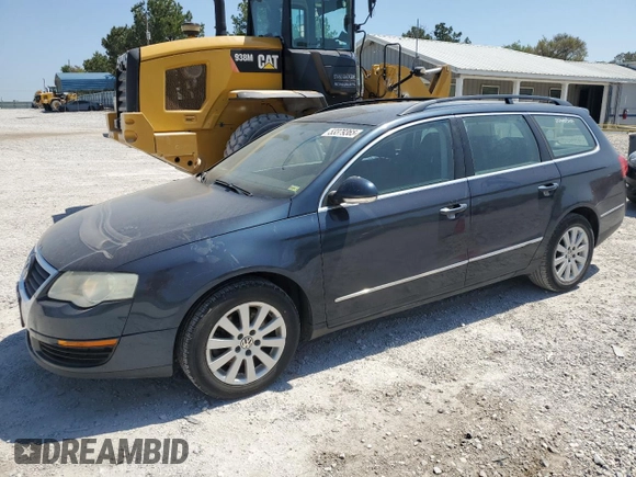 2008 Volkswagen Passat z VIN WVWXK73C88E235929, wystawiony jako Copart lot #53379365 z przebiegiem 133 978 mil mil oraz Szkoda całkowita • Salvage title. Historia ofert i sprzedaży dostępna na DreamBid. Obrazek 1.
