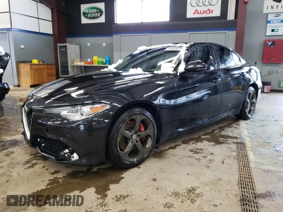 2017 Alfa Romeo Giulia with VIN ZARFAEDN0H7555470, listed as a Copart auction lot 43903823 with 99,753 mi miles. Bid and sale history available at carsss.com. Image 1.