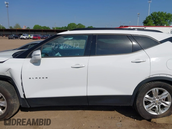 2019 Chevrolet Blazer z VIN 3GNKBCRS7KS668731, wystawiony jako IAAI lot #42266512 z przebiegiem 79 322 mil mil oraz . Historia ofert i sprzedaży dostępna na DreamBid. Obrazek 14.