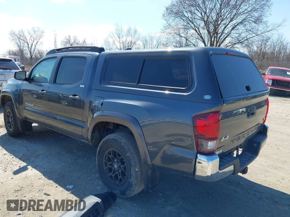 2021 Toyota Tacoma 4WD SR with VIN 3TMCZ5AN7MM442237, listed as a IAAI auction lot 41993450 with 30,148 mi miles. Bid and sale history available at carsss.com. Image 3.