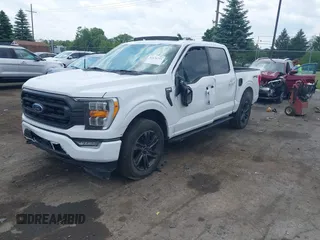 2022 Ford F-150 XL z VIN 1FTEW1EP1NKD75438, wystawiony jako IAAI lot #42476721 z przebiegiem 47 812 mil mil oraz . Historia ofert i sprzedaży dostępna na DreamBid. Obrazek 16.