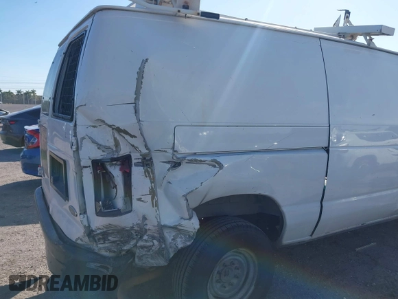 2008 Ford Econoline Cargo Commercial with VIN 1FTNE24W58DA25286, listed as a IAAI auction lot 41443439 with 316,959 mi miles and . Bid and sale history available at carsss.com. Image 12.