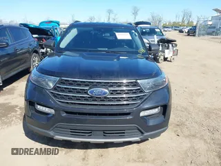 2022 Ford Explorer XLT z VIN 1FMSK8DH0NGA96191, wystawiony jako IAAI lot #41983762 z przebiegiem 47 637 mil mil oraz . Historia ofert i sprzedaży dostępna na DreamBid. Obrazek 13.