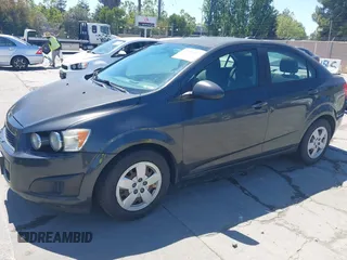 2016 Chevrolet Sonic LS с VIN 1G1JA5SG7G4183756, выставлен на аукционе IAAI как лот 42236517 с пробегом 121 479 миль миль и . История ставок и продаж доступна на DreamBid. Изображение 2.