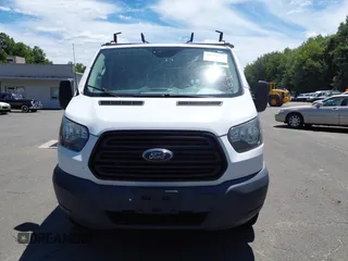 2017 Ford Transit z VIN 1FTYE1ZM4HKA28769, wystawiony jako IAAI lot #42692562 z przebiegiem 240 533 mil mil oraz . Historia ofert i sprzedaży dostępna na DreamBid. Obrazek 12.