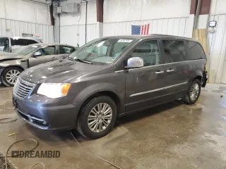 2016 Chrysler Town & Country Touring-L with VIN 2C4RC1CG8GR199974, listed as a Copart auction lot 86852564 with 121,392 mi miles and Clean Title. Bid and sale history available at carsss.com. Image 1.