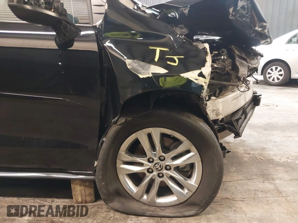 2023 Toyota Sienna XLE with VIN 5TDJSKFC7PS094770, listed as a IAAI auction lot 42146613 with 72,668 mi miles and . Bid and sale history available at DreamBid. Image 19.