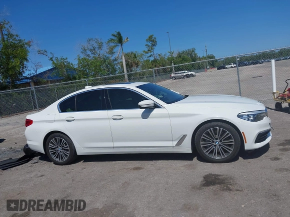 2019 BMW 5 Series 530i with VIN WBAJA5C5XKWW33575, listed as a IAAI auction lot 42217081 with 55,379 mi miles and . Bid and sale history available at DreamBid. Image 13.