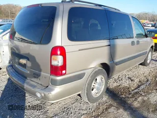 2002 Chevrolet Venture Plus 1SB Pkg with VIN 1GNDX03E82D136707, listed as a IAAI auction lot 41766507 with 187,043 mi miles. Bid and sale history available at carsss.com. Image 4.