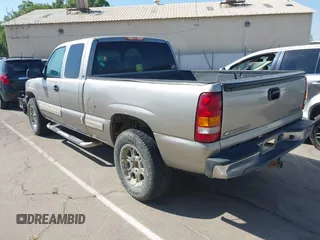 2000 Chevrolet Silverado 1500 LT with VIN 1GCEK19T2YE386163, listed as a IAAI auction lot 42229742 with 251,756 mi miles and . Bid and sale history available at DreamBid. Image 3.