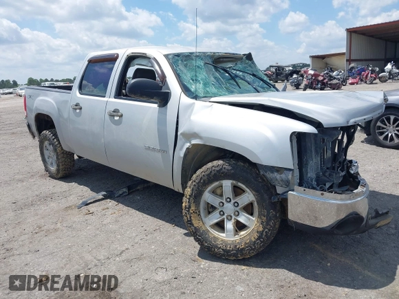 2011 GMC Sierra 1500 z VIN 3GTP2TE3XBG404001, wystawiony jako IAAI lot #42076859 z przebiegiem Nie podano mil oraz . Historia ofert i sprzedaży dostępna na DreamBid. Obrazek 1.