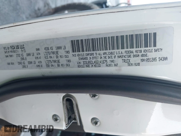 2016 Ram 2500 SLT with VIN 3C6UR5DL4GG141675, listed as a IAAI auction lot 41490099 with 116,467 mi miles. Bid and sale history available at carsss.com. Image 9.