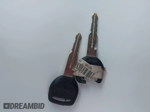 1998 Honda Civic DX z VIN 2HGEJ6525WH562868, wystawiony jako IAAI lot #42382885 z przebiegiem 222 789 mil mil oraz . Historia ofert i sprzedaży dostępna na DreamBid. Obrazek 11.