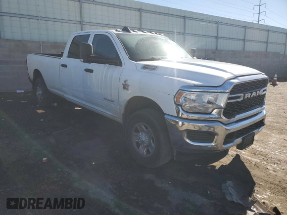 2019 Ram 3500 Tradesman with VIN 3C63R3GL2KG594505, listed as a Copart auction lot 81077324 with 207,774 mi miles and Clean Title. Bid and sale history available at carsss.com. Image 4.