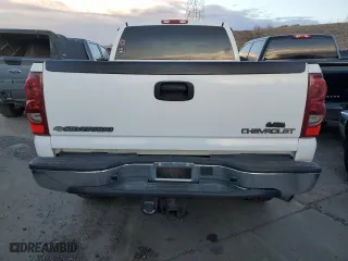 2003 Chevrolet Silverado 2500HD LS with VIN 1GCHK29153E343303, listed as a Copart auction lot 75909484 with 206,737 mi miles and Salvage Title. Bid and sale history available at carsss.com. Image 6.