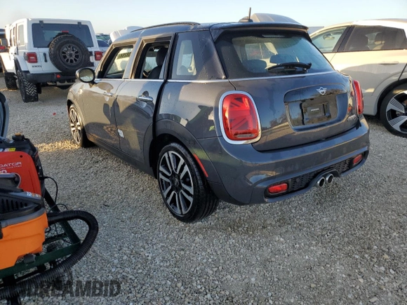 2021 MINI Hardtop 4 Door Cooper S z VIN WMWXU9C01M2P15282, wystawiony jako Copart lot #74238294 z przebiegiem Nie podano mil oraz Nie do naprawy • Non repairable. Historia ofert i sprzedaży dostępna na DreamBid. Obrazek 2.