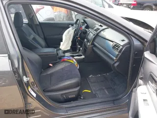 2012 Toyota Camry L with VIN 4T1BF1FK5CU061777, listed as a IAAI auction lot 41789083 with 89,901 mi miles. Bid and sale history available at carsss.com. Image 5.