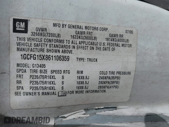 2006 Chevrolet Express Cargo Van with VIN 1GCFG15X861106359, listed as a IAAI auction lot 41847444 with 240,417 mi miles. Bid and sale history available at carsss.com. Image 9.