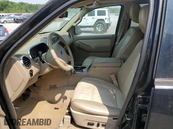 2010 Ford Explorer Eddie Bauer z VIN 1FMEU6EE5AUA53090, wystawiony jako Copart lot #59401425 z przebiegiem 191 830 mil mil oraz Czysty tytuł • Clean title. Historia ofert i sprzedaży dostępna na DreamBid. Obrazek 7.