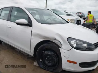 2014 Volkswagen Golf с VIN WVWDB7AJ5EW007199, выставлен на аукционе IAAI как лот 42473466 с пробегом 135 174 миль миль и . История ставок и продаж доступна на DreamBid. Изображение 6.