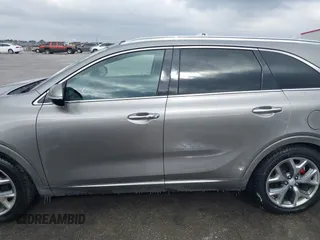 2017 Kia Sorento SXL z VIN 5XYPK4A50HG314022, wystawiony jako IAAI lot #41340327 z przebiegiem 97 130 mil mil oraz . Historia ofert i sprzedaży dostępna na DreamBid. Obrazek 14.