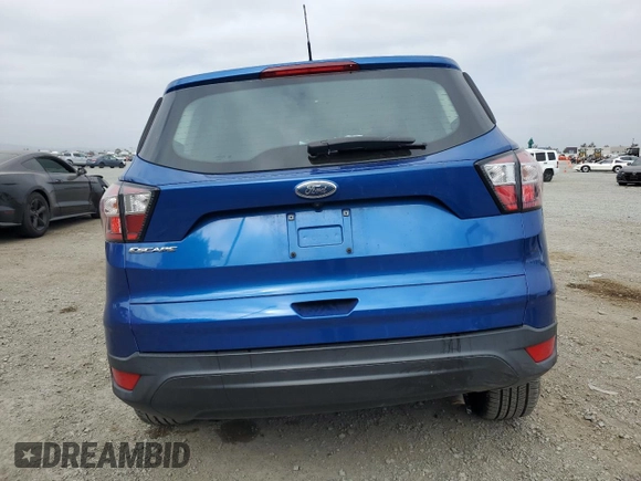 2017 Ford Escape S z VIN 1FMCU0F76HUD94965, wystawiony jako Copart lot #61836265 z przebiegiem 124 771 mil mil oraz Szkoda całkowita • Salvage title. Historia ofert i sprzedaży dostępna na DreamBid. Obrazek 6.