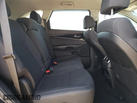 2018 Kia Sorento LX V6 with VIN 5XYPGDA55JG413247, listed as a Copart auction lot 46324755 with 101,083 mi miles and Salvage Title. Bid and sale history available at carsss.com. Image 10.