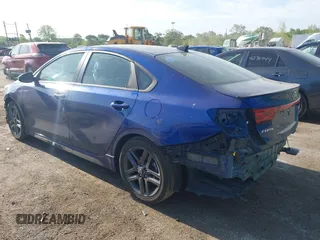 2021 Kia Forte GT-Line с VIN 3KPF34AD6ME268283, выставлен на аукционе IAAI как лот 42240418 с пробегом 77 425 миль миль и . История ставок и продаж доступна на DreamBid. Изображение 3.
