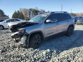 2020 Jeep Cherokee Latitude Plus with VIN 1C4PJLLB7LD568883, listed as a Copart auction lot 49480225 with 87,206 mi miles and Salvage title. Bid and sale history available at DreamBid. Image 1.