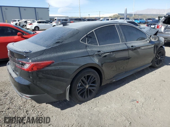 2025 Toyota Camry LE with VIN 4T1DAACK3SU550804, listed as a Copart auction lot 44449785 with 6,846 mi miles and Salvage Title. Bid and sale history available at carsss.com. Image 3.